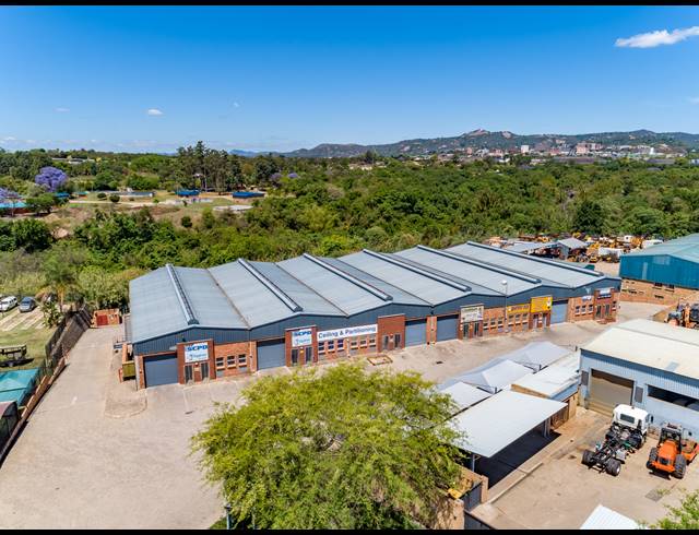 2,087M² WAREHOUSE TO LET IN RIVERSIDE INDUSTRIAL PARK